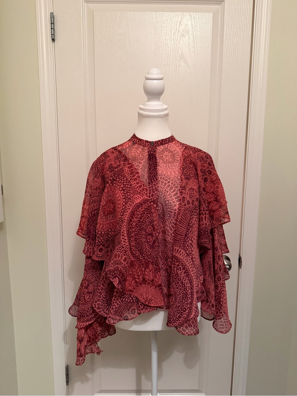 TED BAKER Isauna Printed Ruffled Blouse
